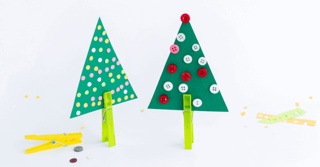 Christmas crafts for toddlers - little peg trees