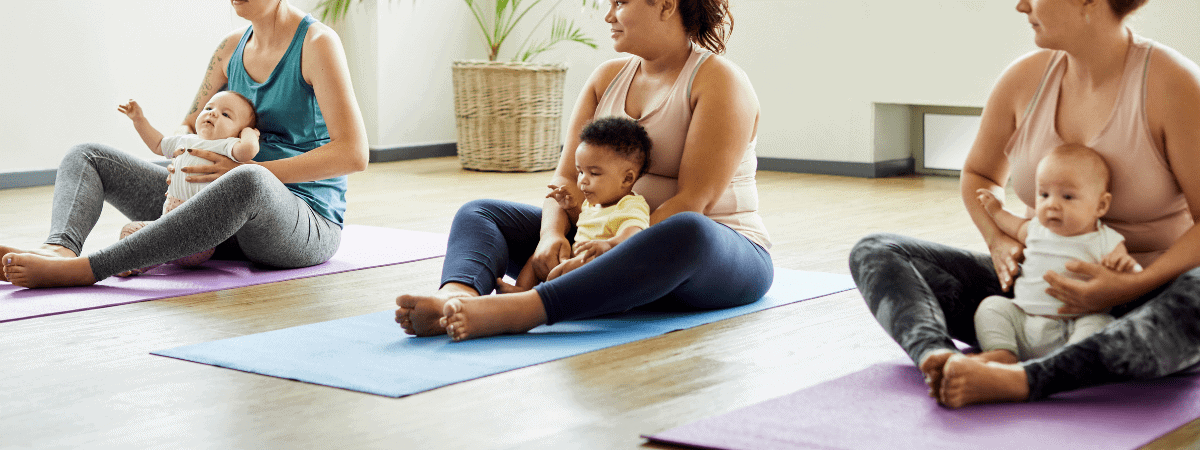 when can I start baby classes? mums and babies at a baby class