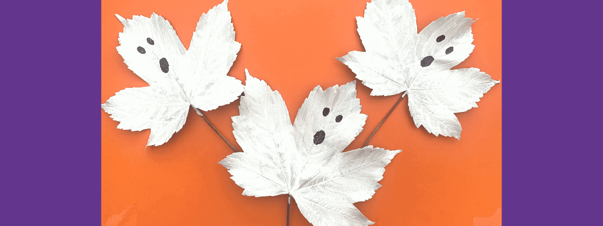 Halloween crafts for toddlers - leaf ghosts